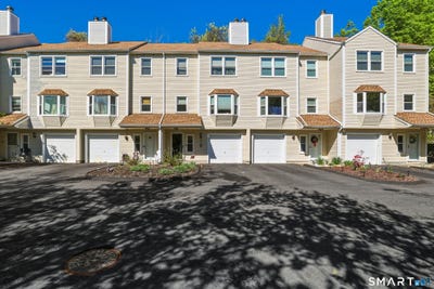 /international/us/465-wolcott-street-bristol-ct-110108057873/
