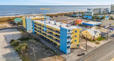 /international/us/302-canal-drive-carolina-beach-nc-110105201796/