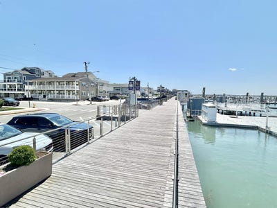/international/us/9500-amherst-ave-margate-nj-110107761287/