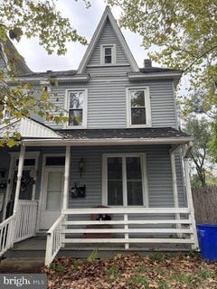 /international/us/1822-north-street-harrisburg-pa-110120684805/