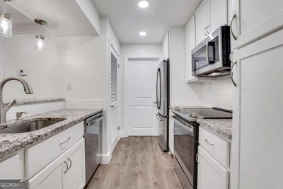 /international/us/206-tuxworth-decatur-ga-110099863608/