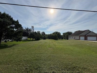 /international/us/2820-n-1st-dekalb-il-110101213528/