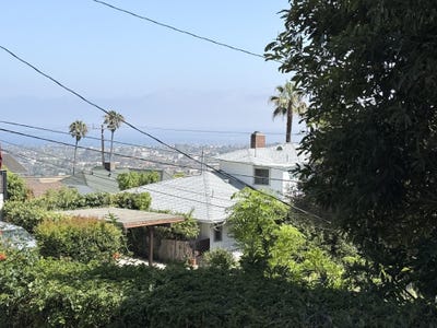 /international/us/711-moreno-road-santa-barbara-ca-110109052021/