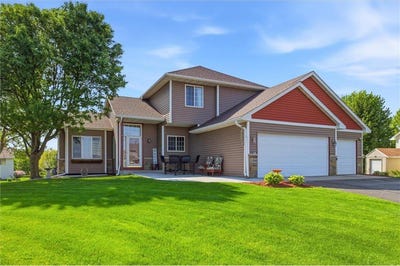 /international/us/13960-gadwall-court-rogers-mn-110108412994/