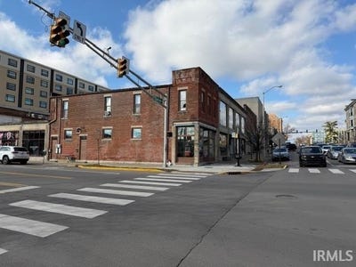 /international/us/122-s-college-avenue-bloomington-in-110105982350/