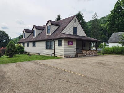 /international/us/11-eighth-st-coudersport-pa-110109656286/