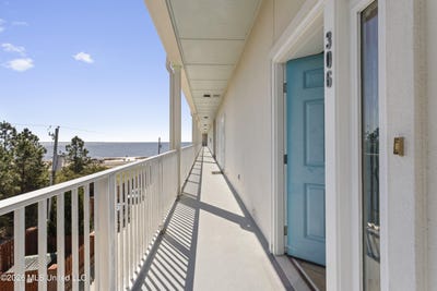 /international/us/1453-e-beach-boulevard-lot-306-pass-christian-ms-110106366666/
