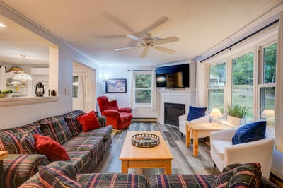 /international/us/503-old-bartlett-road-conway-nh-110109027249/