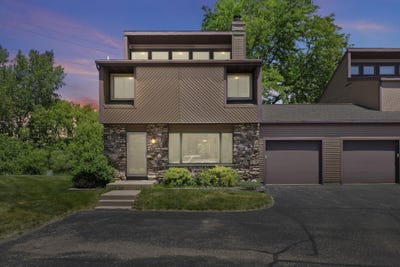 /international/us/545-knightsbridge-road-waunakee-wi-110108816168/