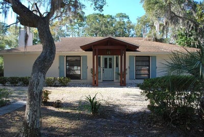 /international/us/215-n-bay-shore-dr-eastpoint-fl-110102658861/