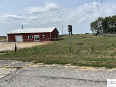 /international/us/14981-centerline-avenue-cole-camp-mo-110102325654/