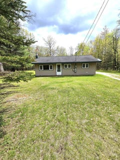 /international/us/2148-georgia-edna-lane-west-branch-mi-110108176833/