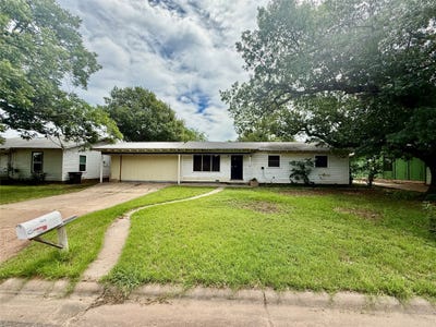 /international/us/105-ragland-street-graham-tx-110108412107/