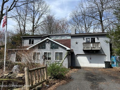 /international/us/152-fairview-avenue-mount-pocono-pa-110106550252/