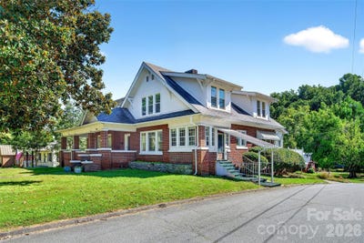/international/us/606-rutherford-road-marion-nc-110120407906/