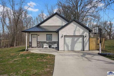/international/us/608-e-chaney-street-sullivan-in-110101481562/