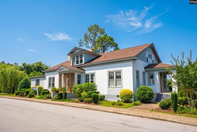 /international/us/909-college-street-newberry-sc-110107150910/