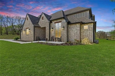 /international/us/2718-hickory-ridge-drive-sapulpa-ok-110100974609/