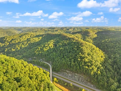 /international/us/12332-campton-road-stanton-ky-110100264011/?lang=en