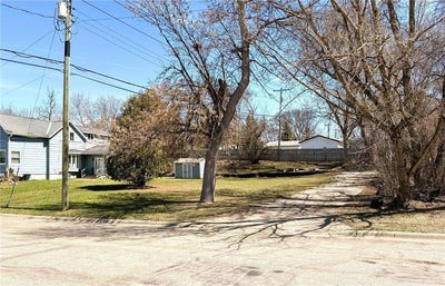 /international/us/513-s-concord-street-fergus-falls-mn-110107485929/