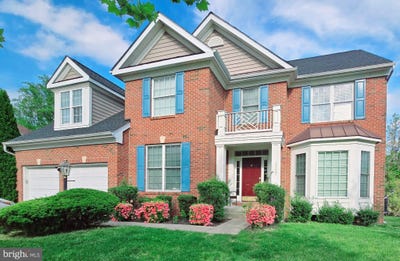 /international/us/19237-potomac-crest-drive-triangle-va-110099010709/