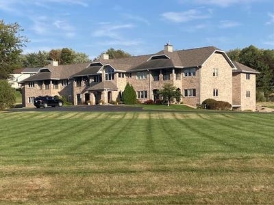 /international/us/778-hillside-terrace-ripon-wi-110102858644/