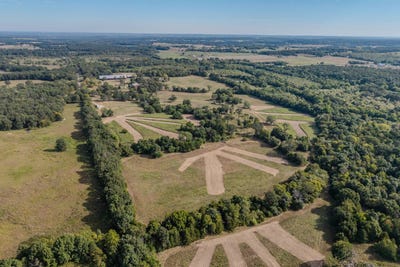 /international/us/2518-state-highway-h-stoutland-mo-110102024298/
