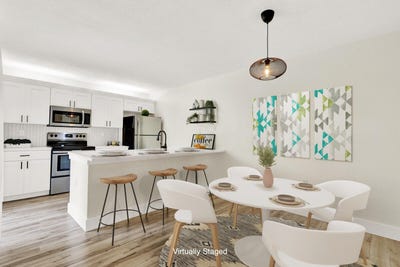 /international/us/6605-66th-way-west-palm-beach-fl-110107173968/