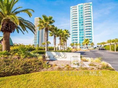 /international/us/1920-w-beach-boulevard-gulf-shores-al-110108665587/