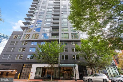 /international/us/4960-fairmont-avenue-bethesda-md-110108167406/