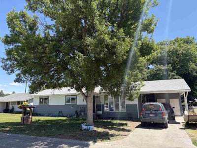 /international/us/1331-vista-drive-emmett-id-110108532190/