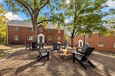/international/us/15-prospect-street-fayetteville-ar-110120760087/