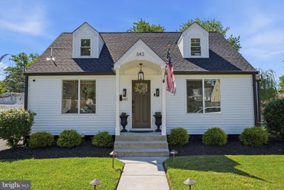 /international/us/643-hillcrest-avenue-morrisville-pa-110108880375/