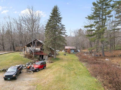 /international/us/106-contro-road-chester-vt-110103603726/