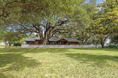 /international/us/3834-farm-to-market-road-949-cat-spring-tx-110106366047/