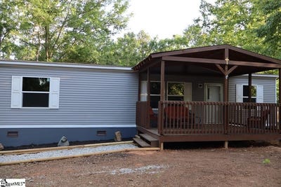 /international/us/104-trout-stree-s-greenwood-street-greenwood-sc-110108711457/