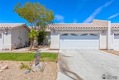 /international/us/10740-e-35-st-yuma-az-110107241208/