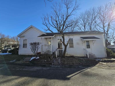 /international/us/521-w-6th-street-bloomington-in-110097180192/