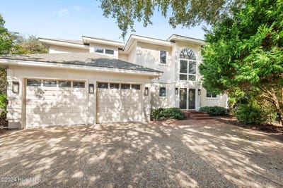 /international/us/518-egret-lake-drive-pine-knoll-shores-nc-110095650124/