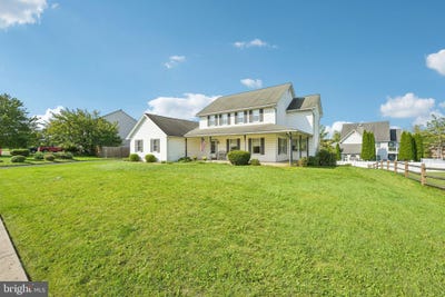 /international/us/606-maplewood-drive-douglassville-pa-110120114353/