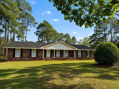 /international/us/6032-elliott-drive-albany-ga-110107927806/