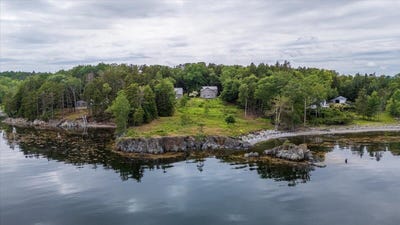 /international/us/391-main-road-islesboro-me-110100727977/