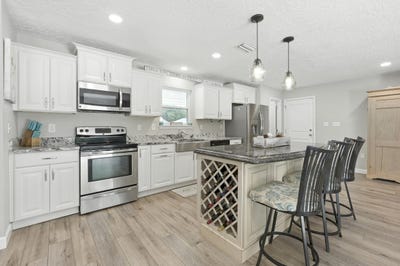 /international/us/1401-hickory-street-niceville-fl-110100979174/
