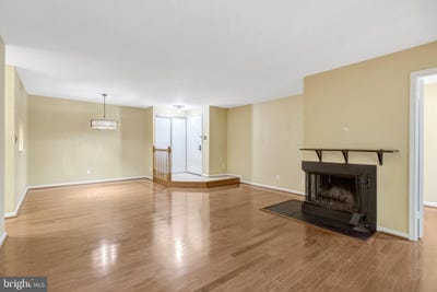 /international/us/5942-cove-landing-road-burke-va-110101028557/?lang=zh-tw