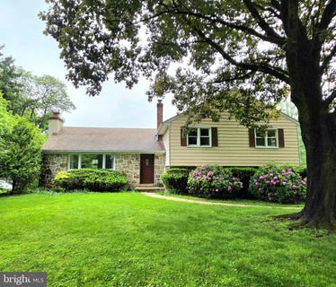 /international/us/1261-buck-lane-west-chester-pa-110098990273/