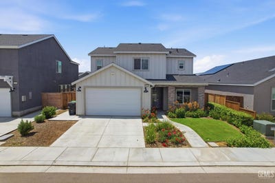 /international/us/3317-trail-river-lane-shafter-ca-110108353027/