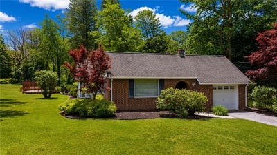/international/us/2-chenango-avenue-sherburne-ny-110109190101/