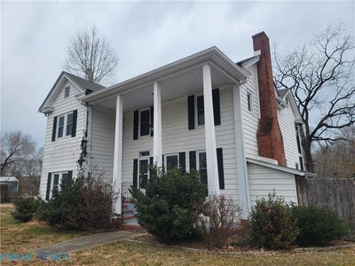 /international/us/7013-northumberland-highway-heathsville-va-110105934894/