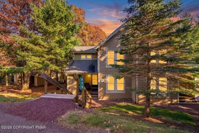/international/us/475-spruce-drive-tannersville-pa-110120772217/