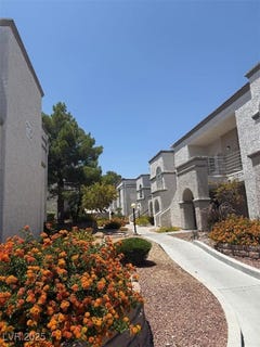 /international/us/3150-soft-breezes-drive-las-vegas-nv-110100505134/